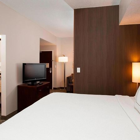 Springhill Suites Birmingham Colonnade Екстер'єр фото