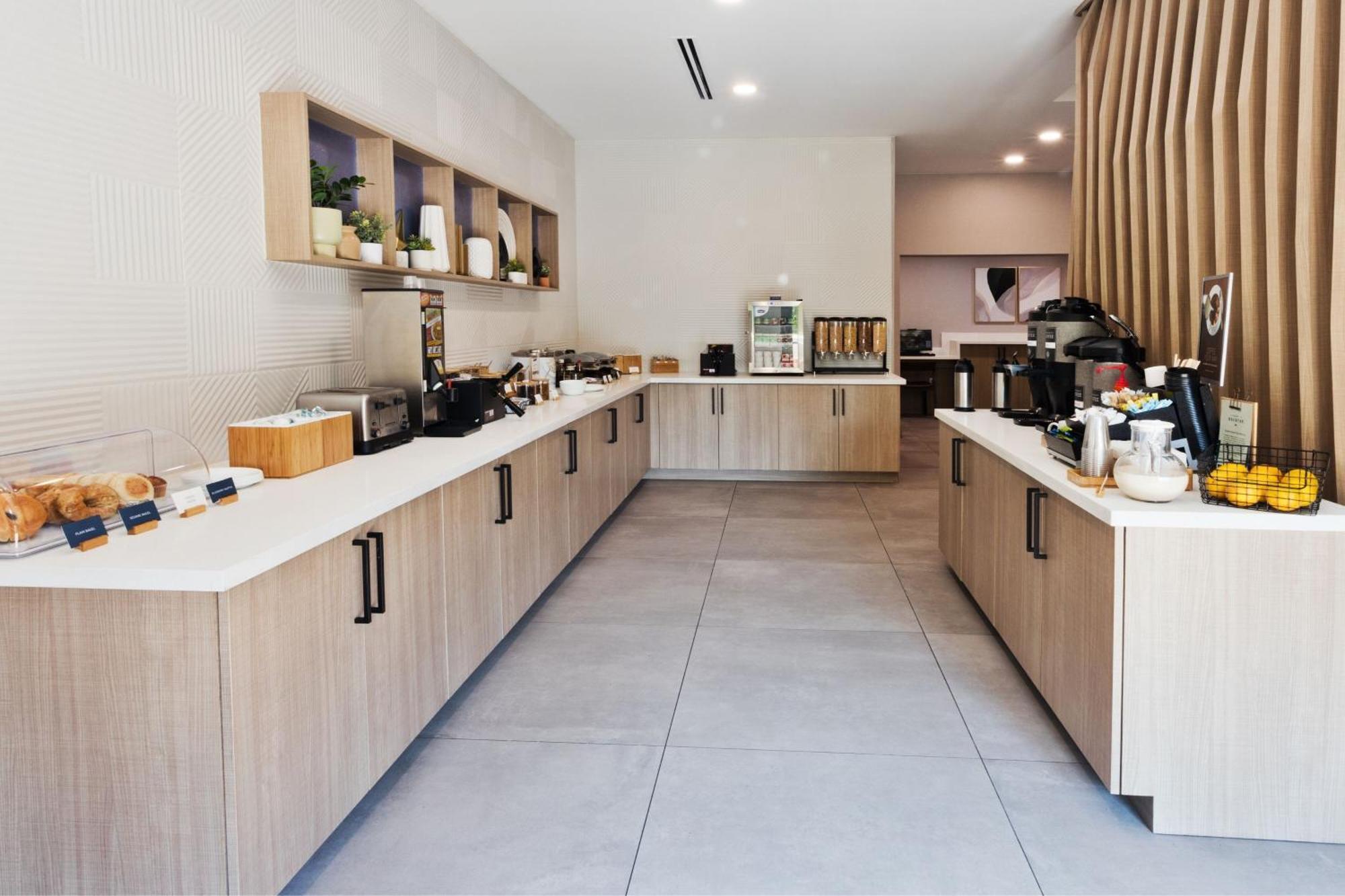 Springhill Suites Birmingham Colonnade Екстер'єр фото
