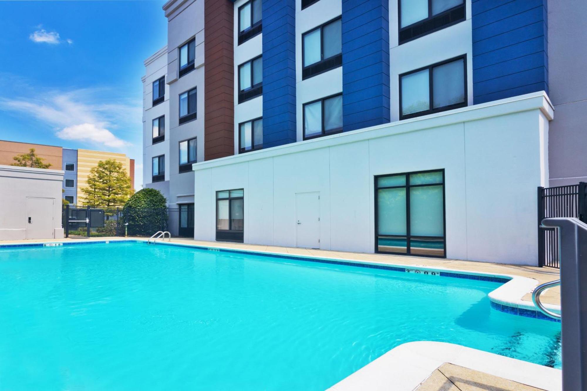 Springhill Suites Birmingham Colonnade Екстер'єр фото