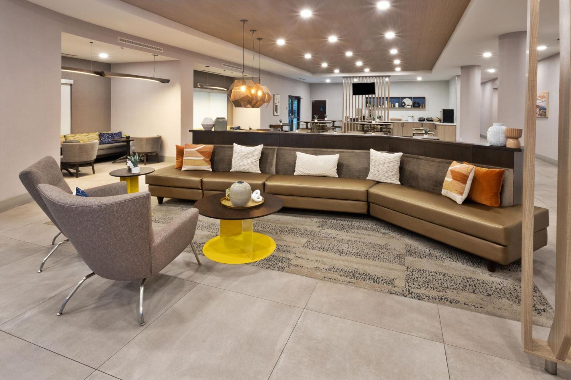 Springhill Suites Birmingham Colonnade Екстер'єр фото