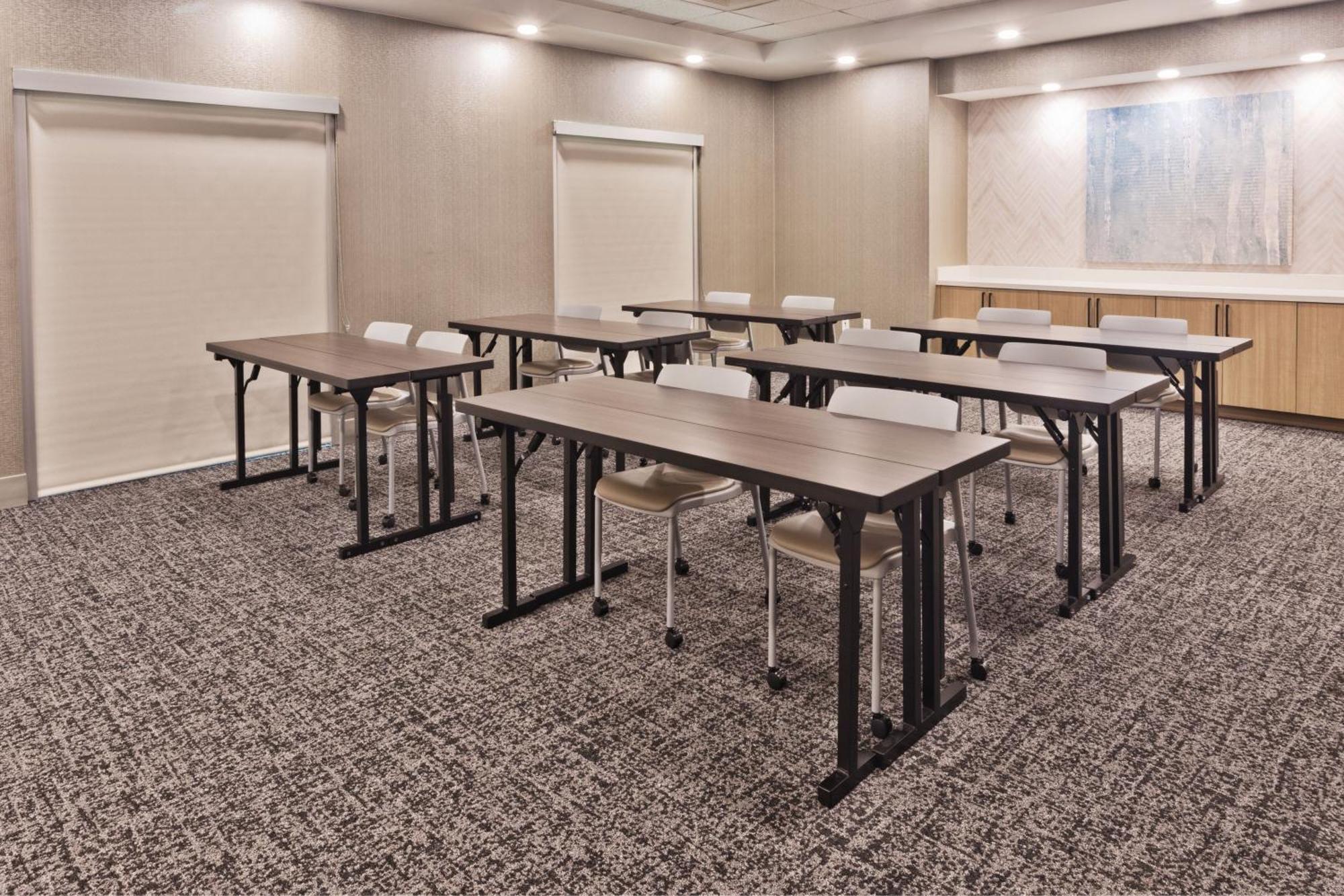 Springhill Suites Birmingham Colonnade Екстер'єр фото