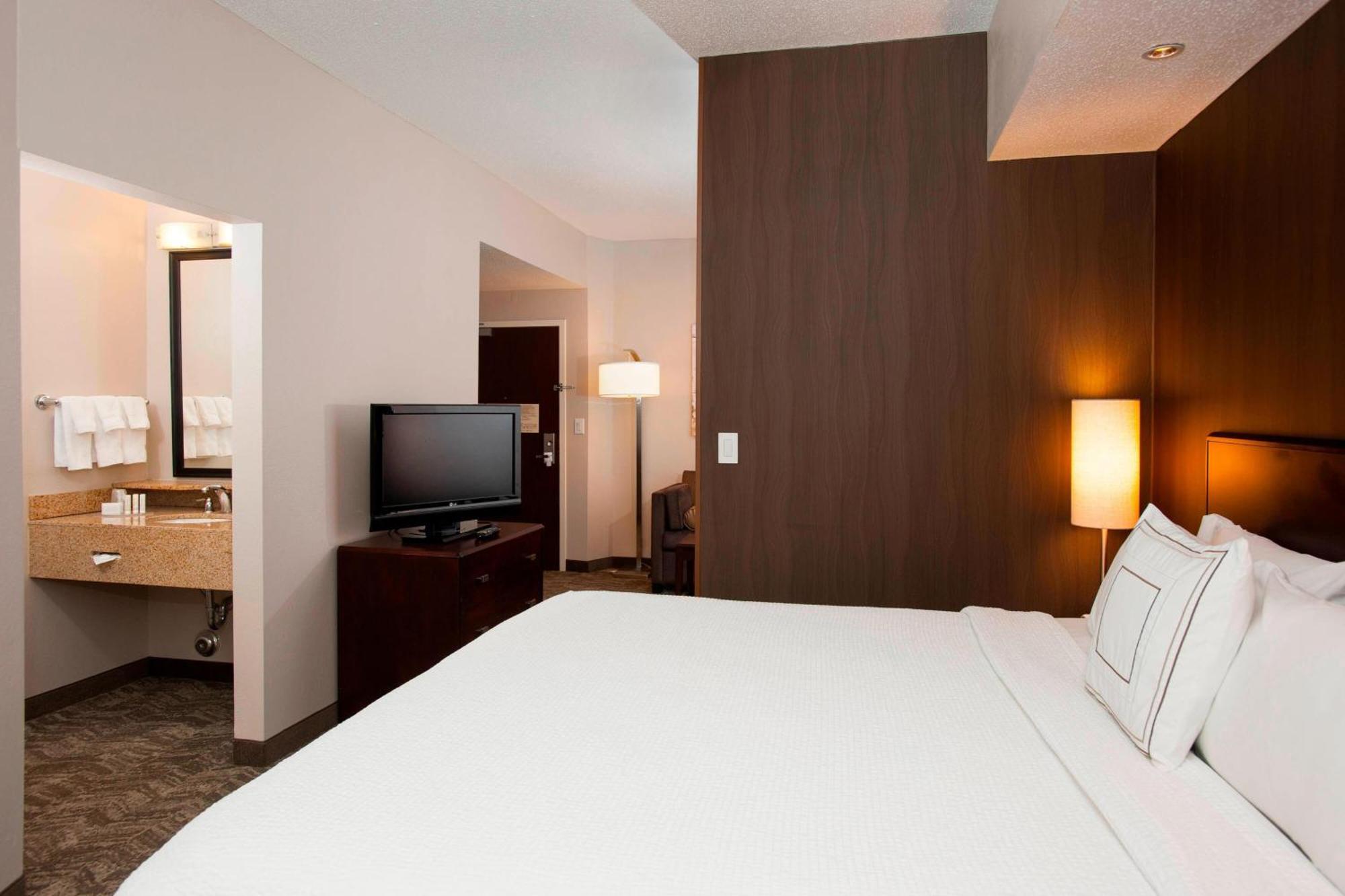 Springhill Suites Birmingham Colonnade Екстер'єр фото