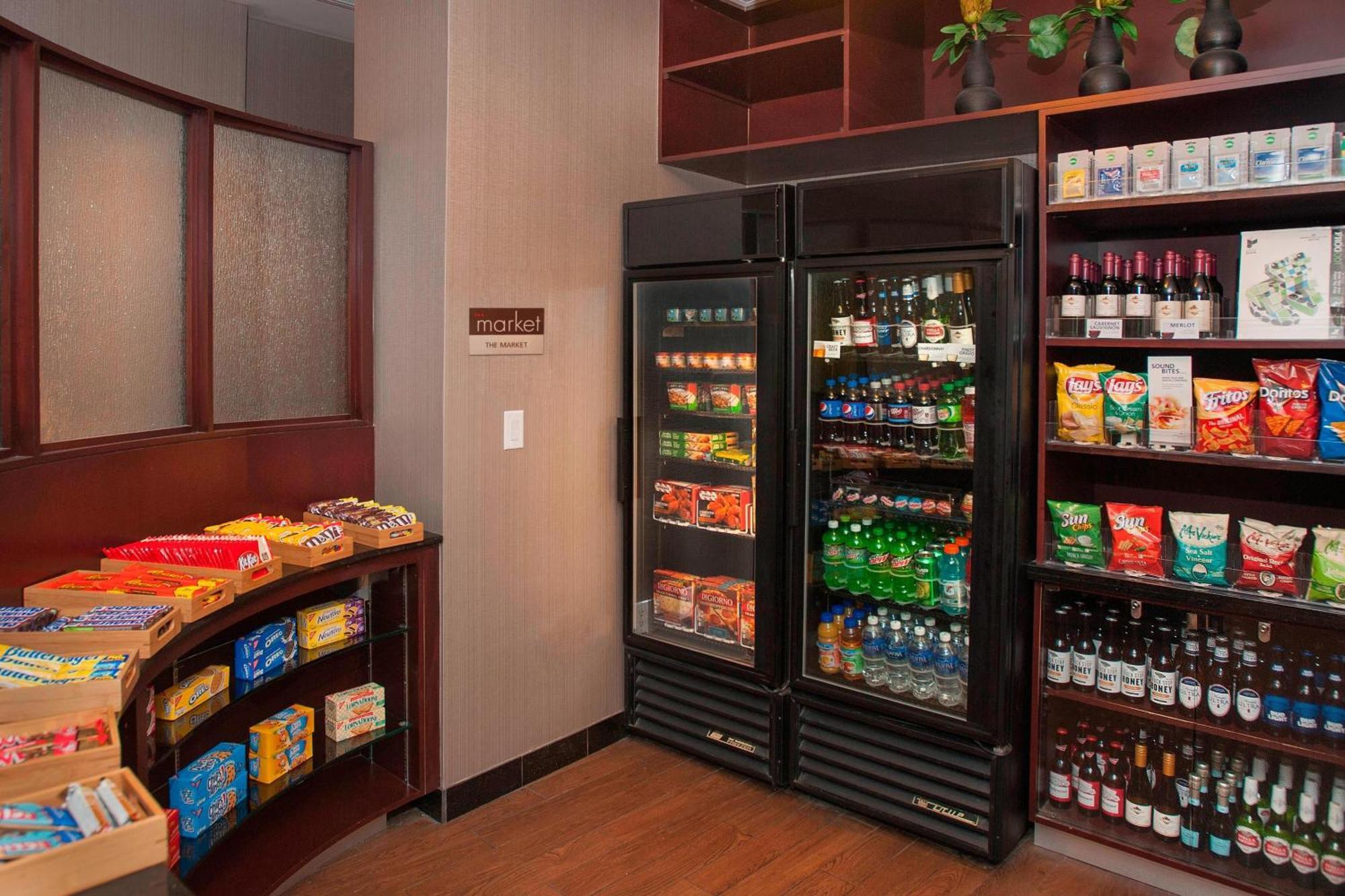 Springhill Suites Birmingham Colonnade Екстер'єр фото