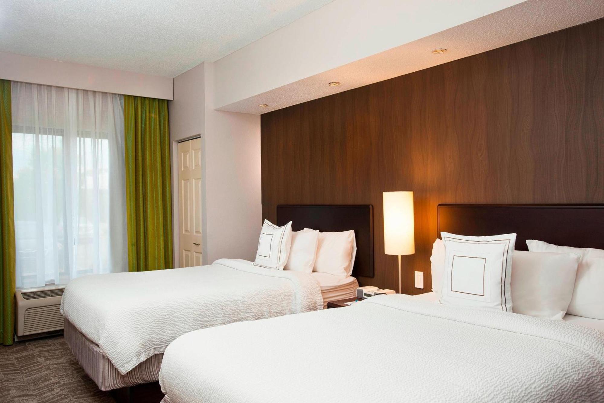 Springhill Suites Birmingham Colonnade Екстер'єр фото