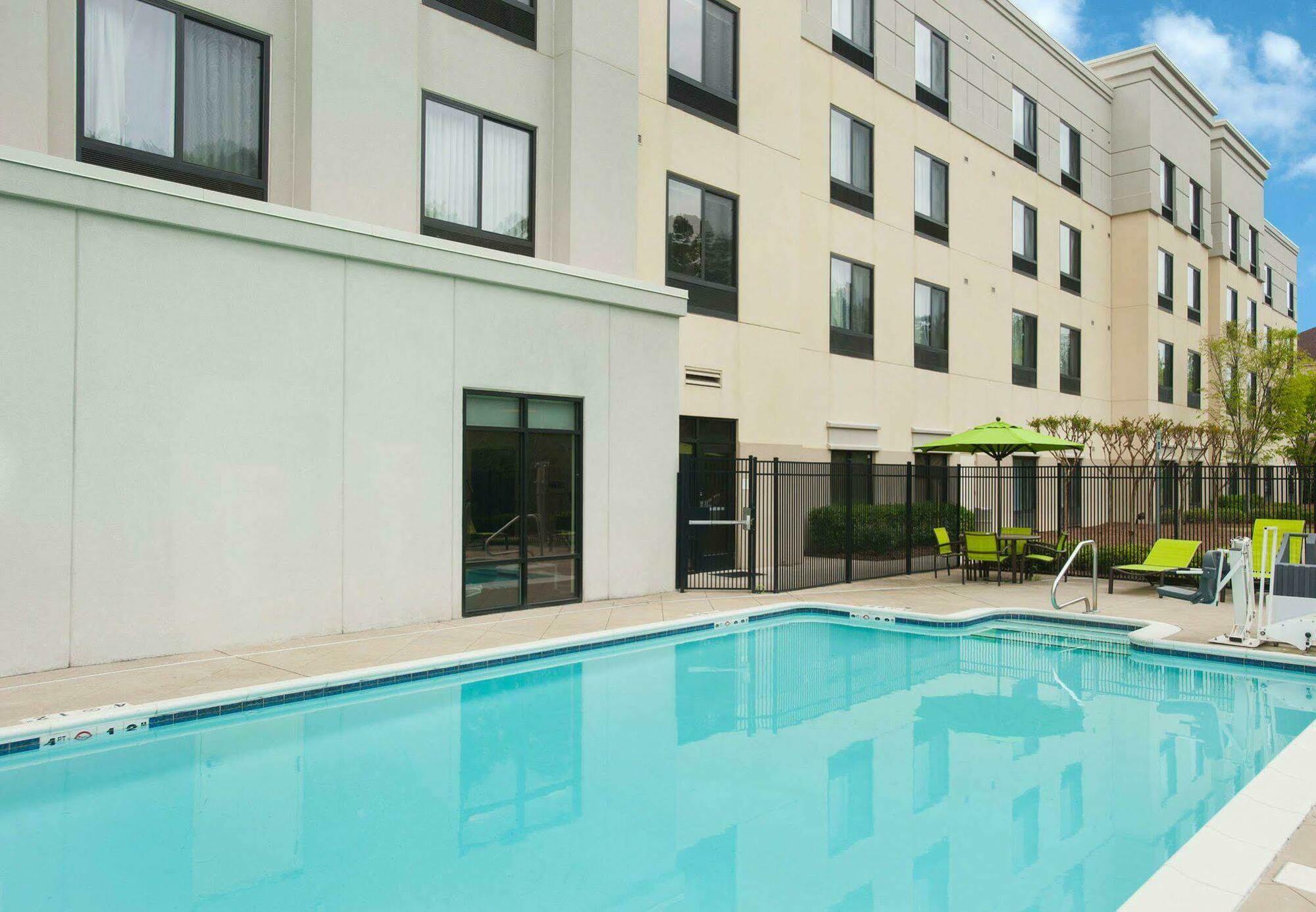 Springhill Suites Birmingham Colonnade Екстер'єр фото
